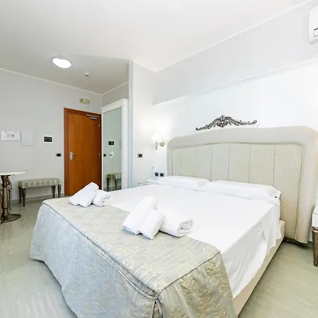 Alba Hotel 4*
