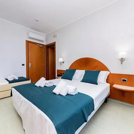 Hotel Alba Torre Lapillo